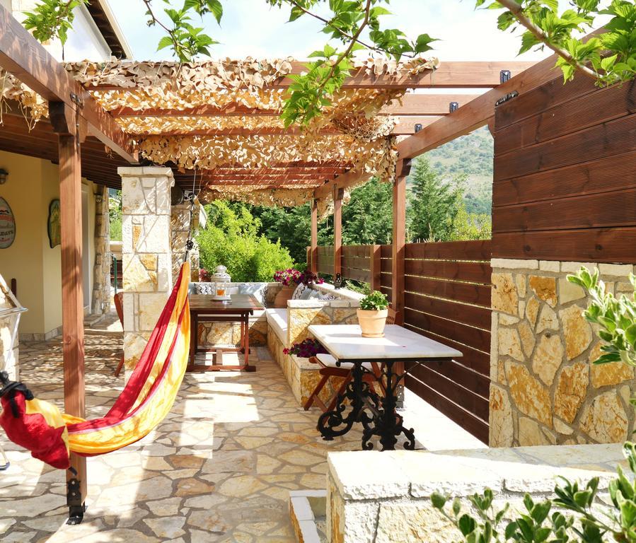 Villa Victoria Boutique Apartments Sívota 外观 照片